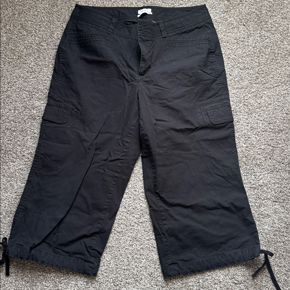 Dockers Dark Black Curvy Fit capris